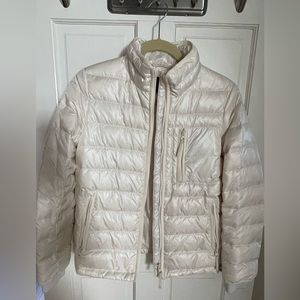 J crew women light down jacket white/cream color in size XS